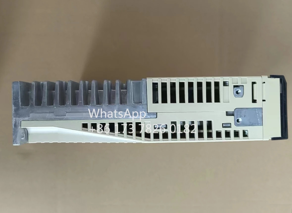 SGDV-2R8A11B 리퍼 서보 드라이브 400W 기능 OK