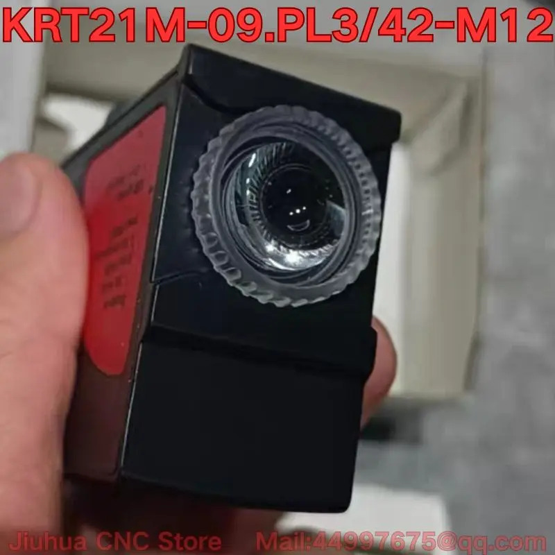 KRT21M-09.PL3/42-M12 컬러 마크 센서