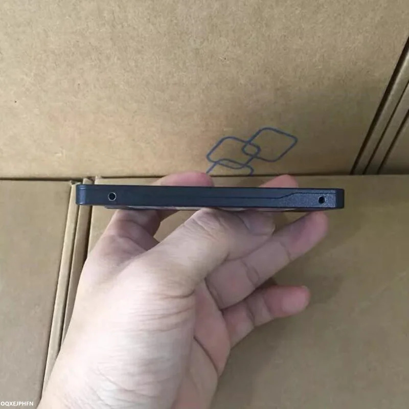 ADVANTECH SQF-S25M4 128GB 2.5 SATA SSD SQF-S25M4-128G-S9E SQF-S25M4-128G-S9C새 솔리드 스테이트 드라이브