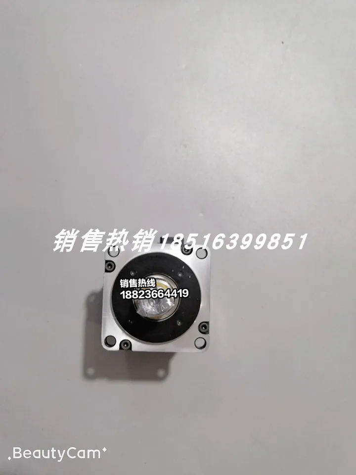 SGM호환7A-02AFA61 Yaskawa 서보모터 오리지널 포장