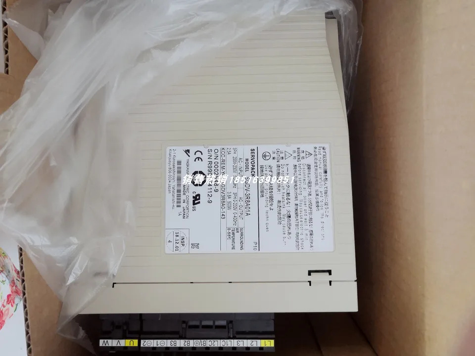 Yaskawa 드라이브 SGDV-5R4D11A SGDV-5R4D01A SGDV-R4D15A002000 신