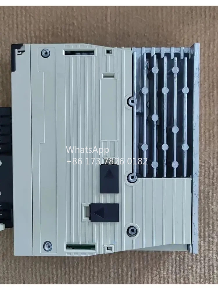 SGDV-R90A11B 리퍼 서보 드라이브 100W 기능 OK