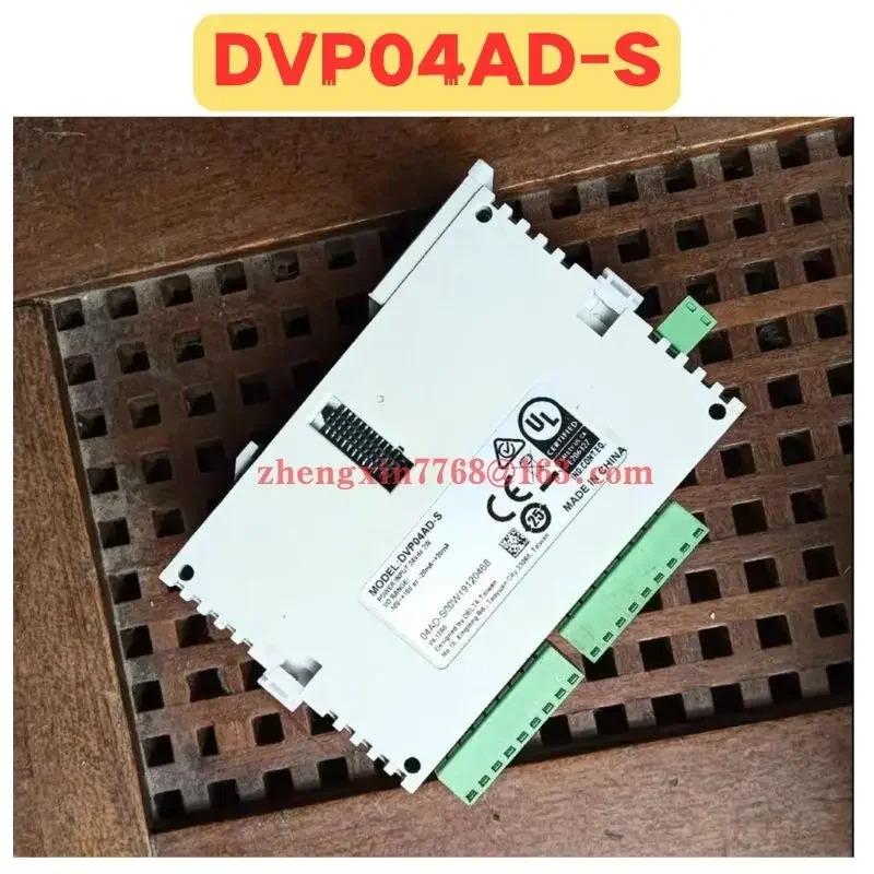 리퍼 PLC 모듈 DVP04AD-S DVP04AD S 정상 기능 완료