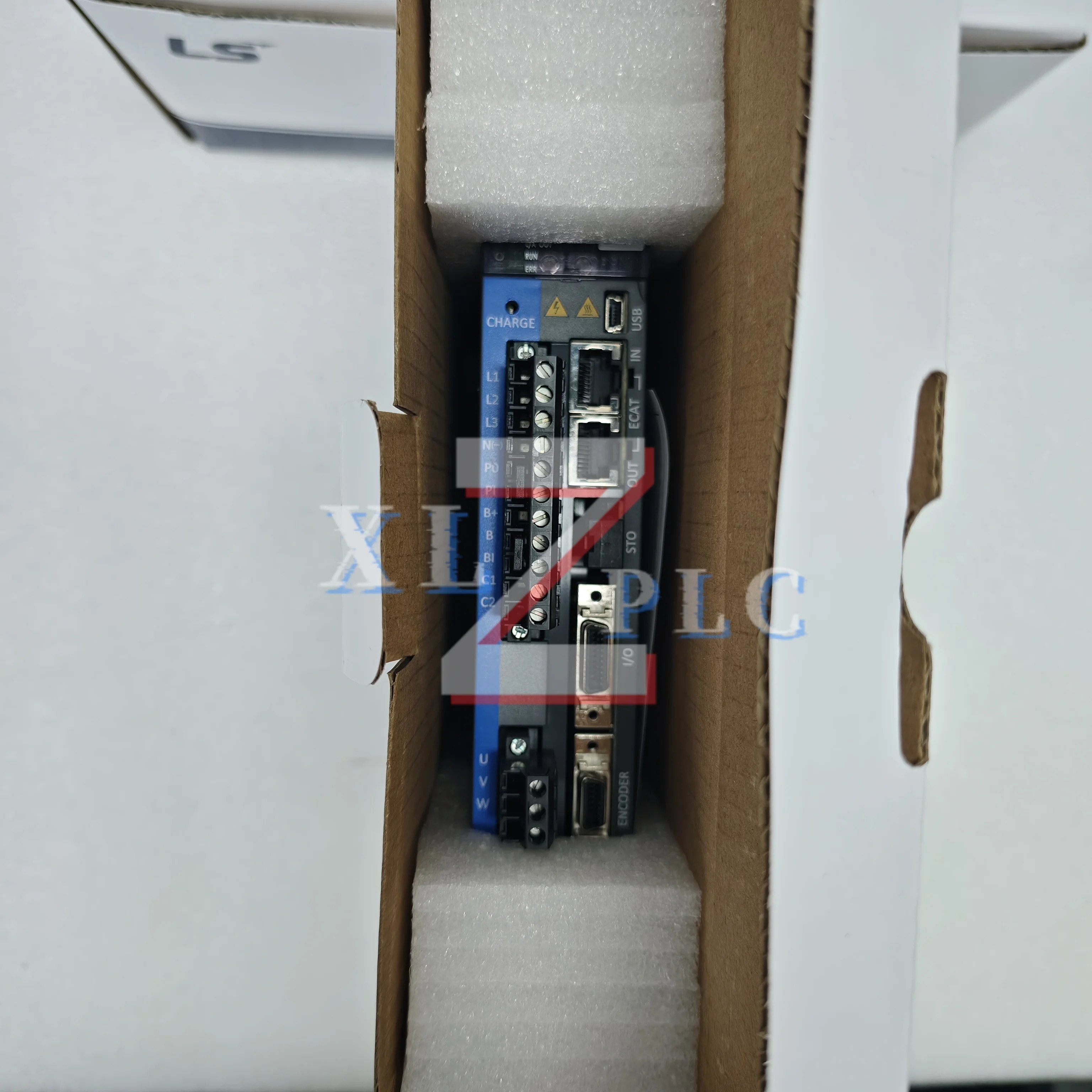 서보 드라이버 L7NHA002U 신규 입고