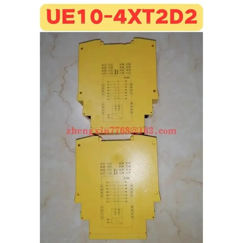리퍼 안전 릴레이 UE10-4XT2D2 UE10 4XT2D2 6024919 정상 기능 완료