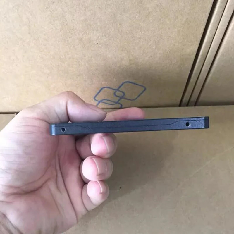 ADVANTECH SQF-S25M4 128GB 2.5 SATA SSD SQF-S25M4-128G-S9E SQF-S25M4-128G-S9C새 솔리드 스테이트 드라이브