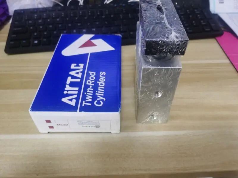 AirTAC TN32X20S 실린더