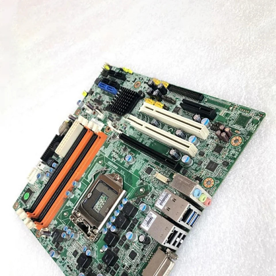 Advantech 산업컴퓨터 메인보드 1155 핀 듀얼 포트 AIMB-581 REV.A1 AIMB-581QG2