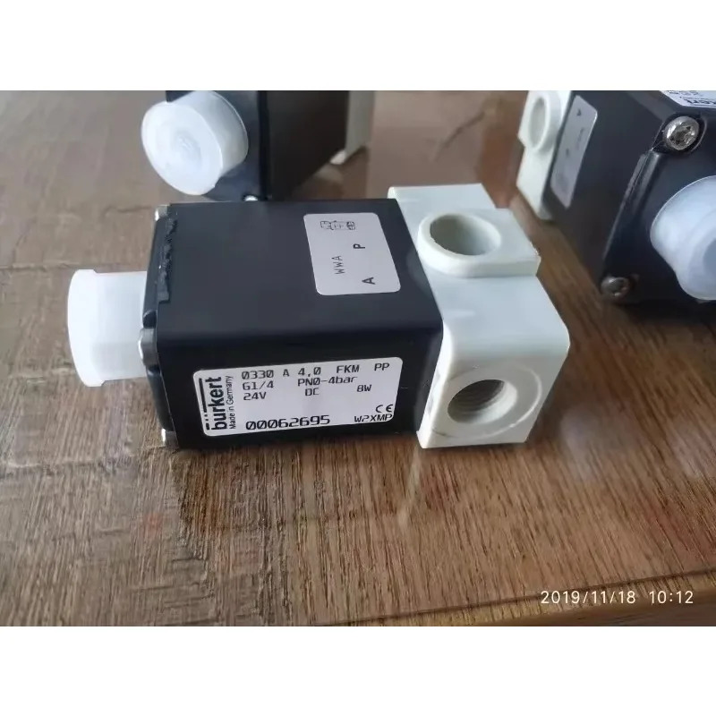 버커트 보데 솔레노이드 밸브 0330 A 4.0 G1/4 FKM PP24V00062695 방부
