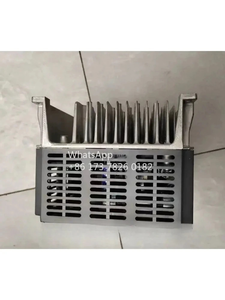 FR-E740-0.4K-CHT 리퍼 인버터 0.4kW 기능 정상