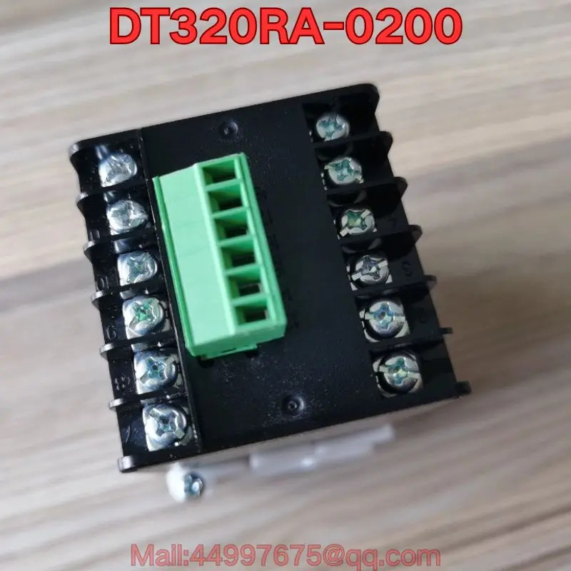 DT320RA-0200 온도 컨트롤러