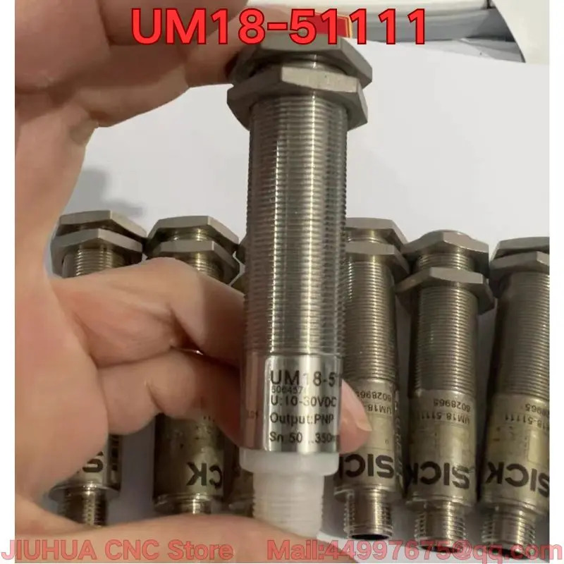 리퍼 UM18-51111 초음파 센서 기능 리퍼는 정상입니다