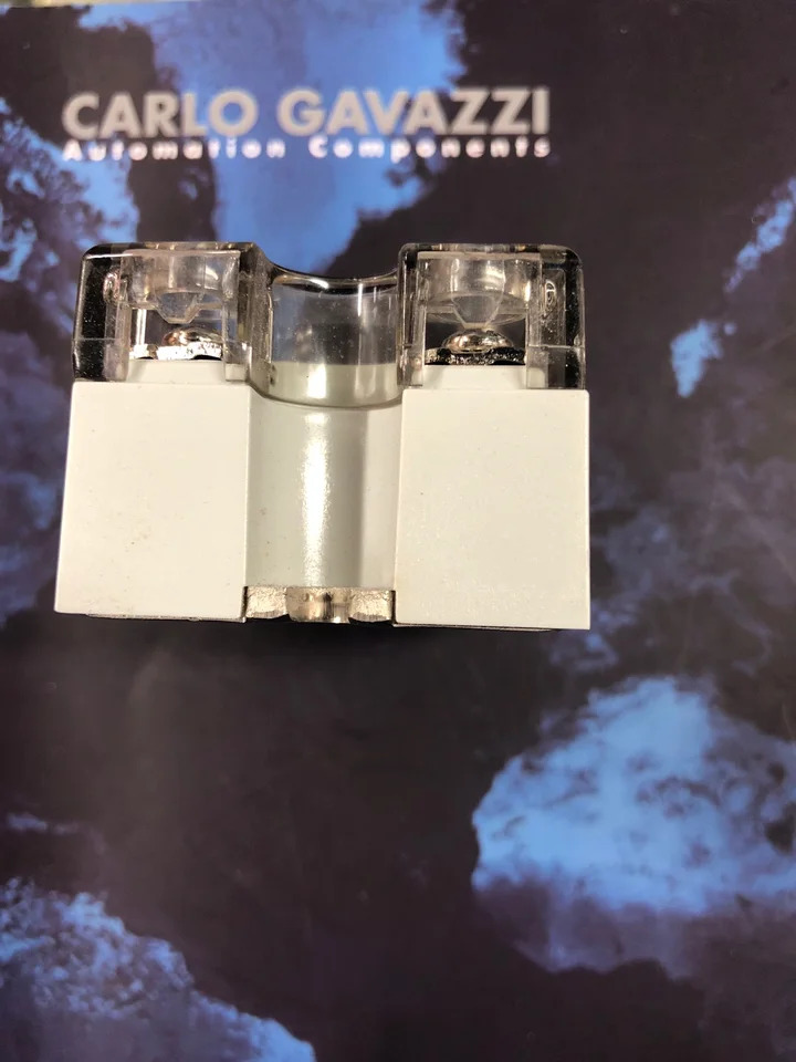 GN84137110.