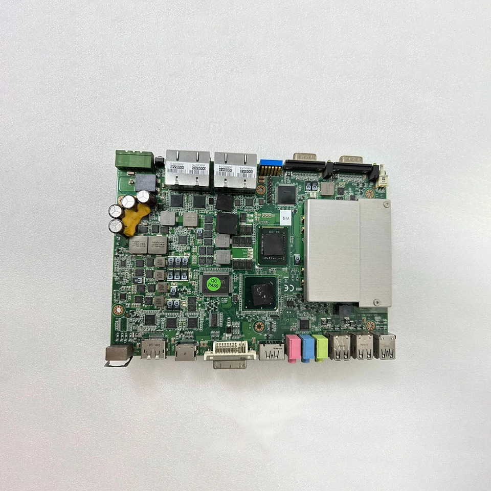 Advantech 산업제어 마더보드 4 네트워크 포트 UNO-2184G REV.A1