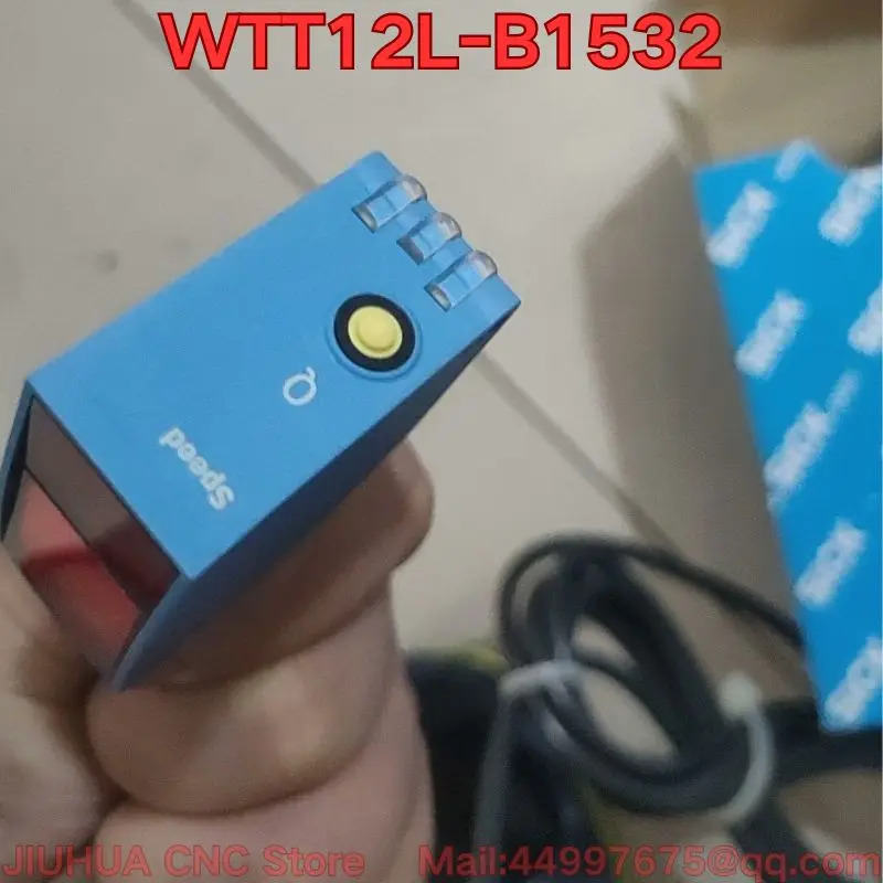 WTT12L-B1532 광전센서