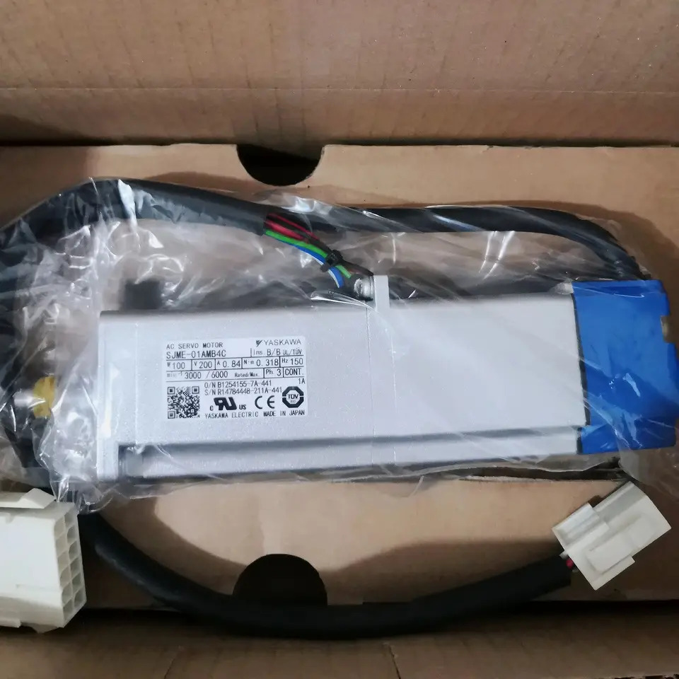 SJME-01AMB4C 서보모터 SJME 01AMB4C