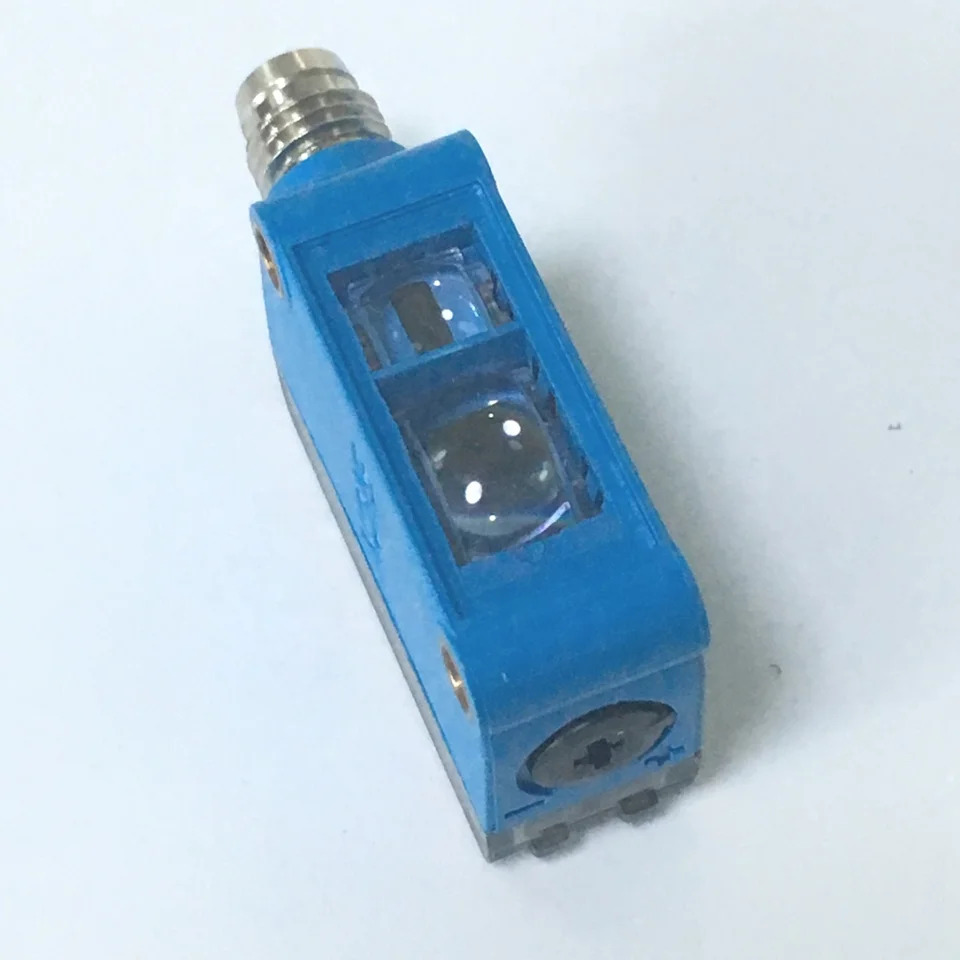 KTM-WP11181P 1062199 pnp 아크릴 RGB 7 컬러 센서 룸 85x85x42mm 대비 2024 신