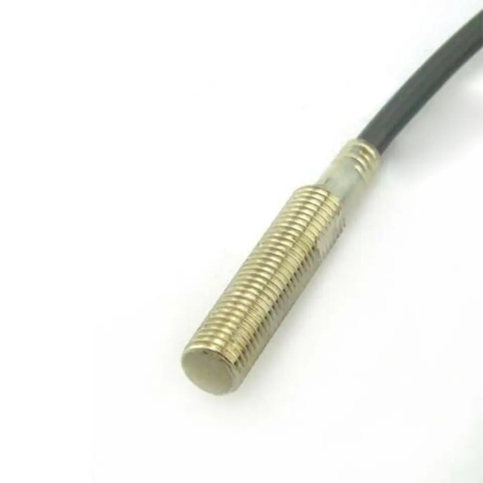 Omron E2E-X2D1-N 유도 센서 E2EX2D1N