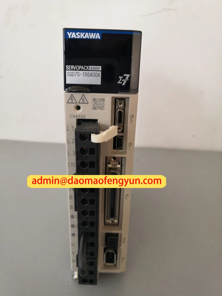SGD7S-1R6A00A 서보 드라이브 SGD7S 1R6A00A