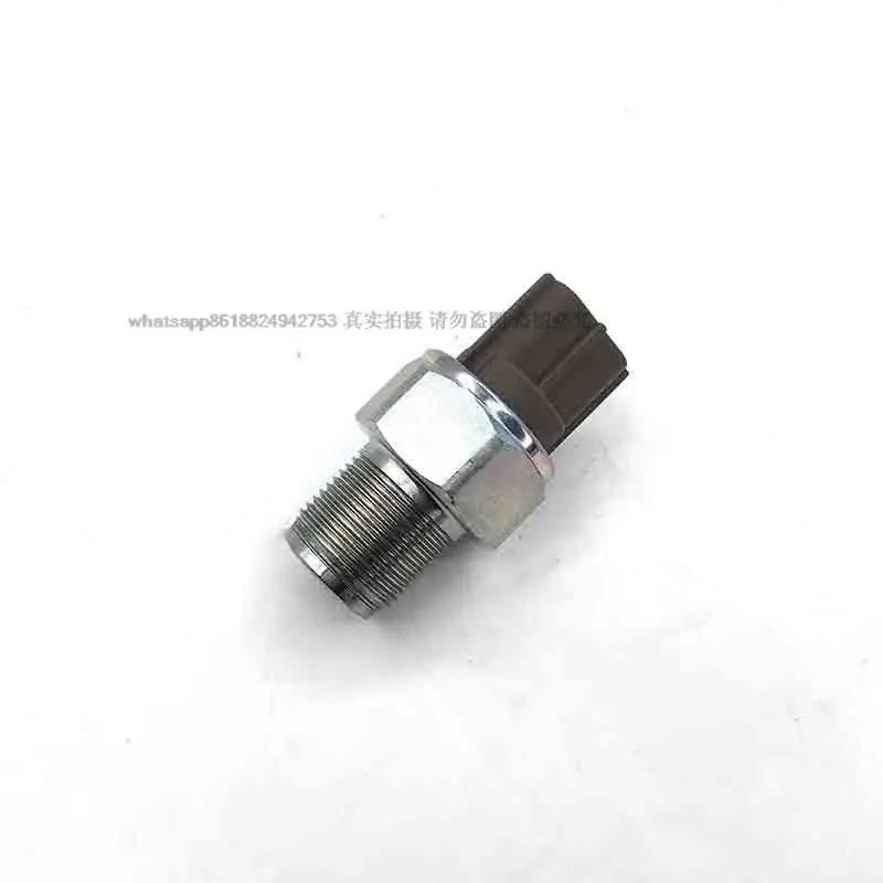 굴삭기 액세서리 커먼레일 압력센서 J05E J08E 499000-6131