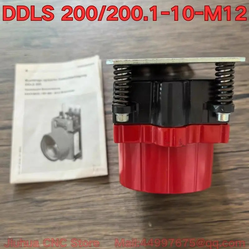 DDLS 200/200.1-10-M12 레이저 거리 측정 센서