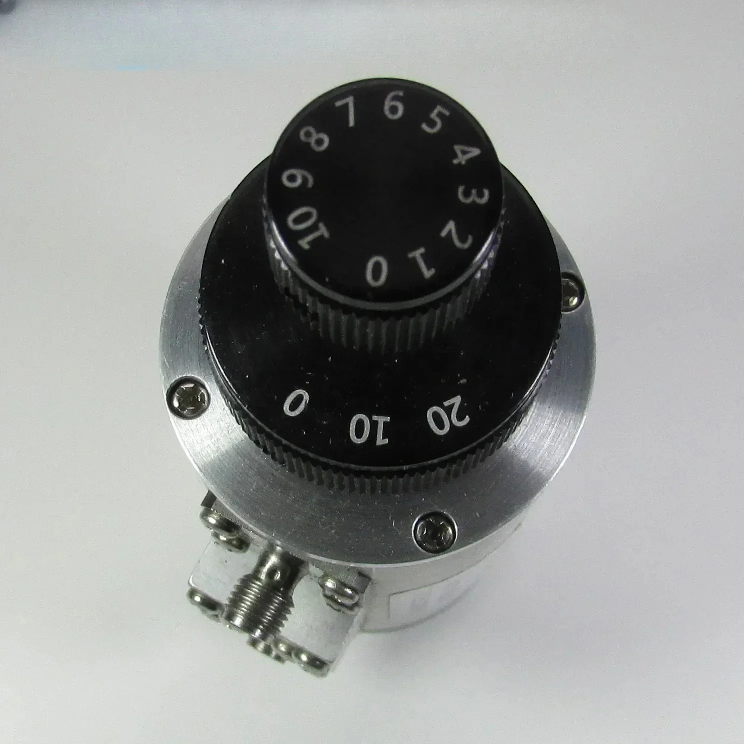 JFW 50DR-055 DC-2GHz 0-30dB 1dB 2W SMA RF 가변 스텝 감쇠기