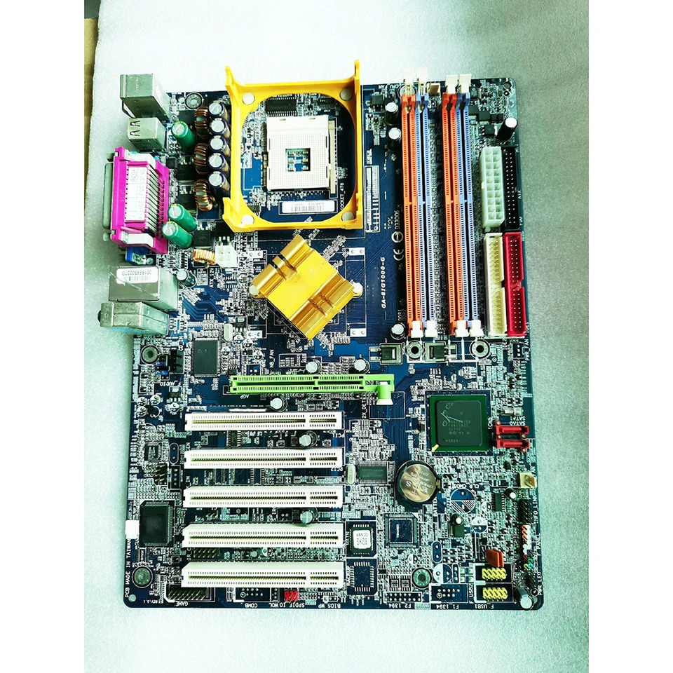 완전 통합 GA-8IG1000-G 865G 5 PCI 슬롯