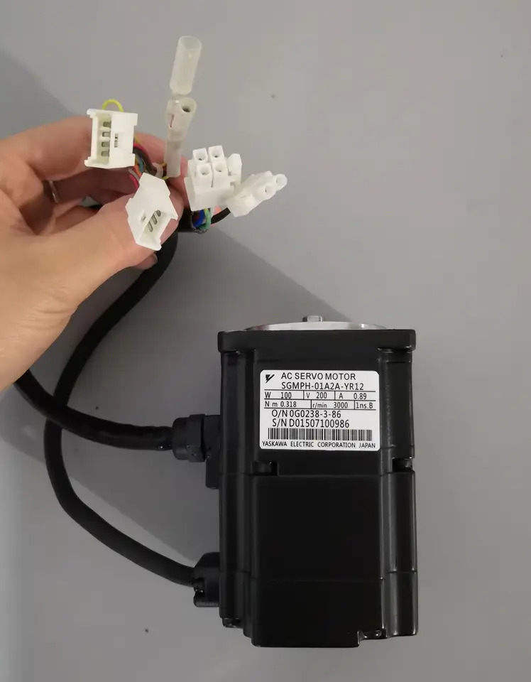SGM호환PH-01A2A-YR12 서보모터 SGM호환PH 01A2A-YR12 신
