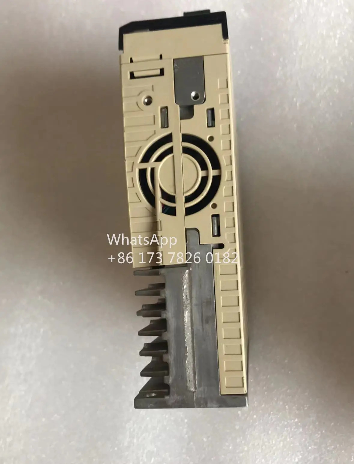SGDV-R90A11A 서보 드라이브 100W 기능을 리퍼하여 정상 작동