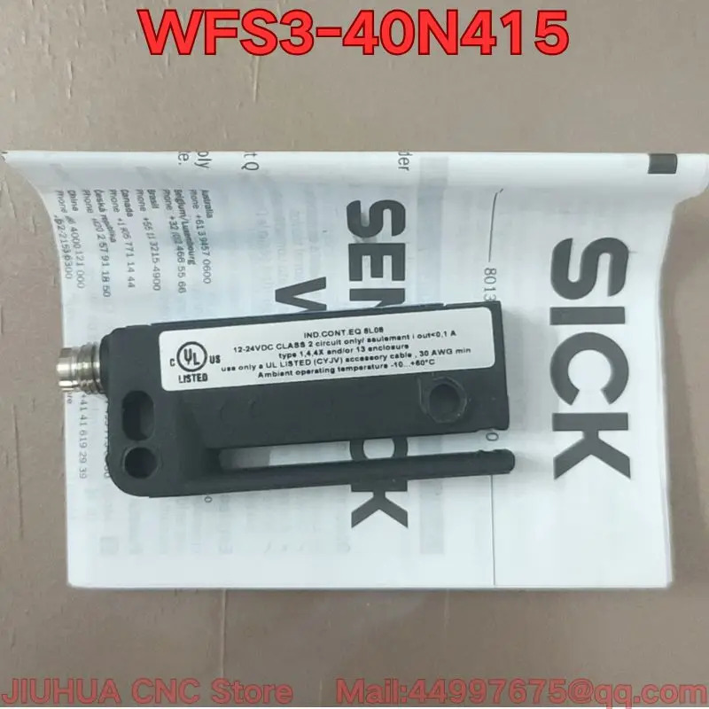 WFS3-40N415 슬롯형 라벨 센서