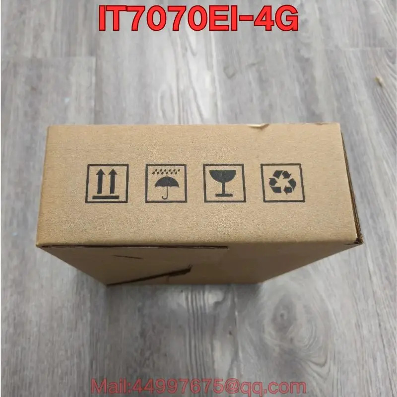 IT7070EI-4G 터치스크린