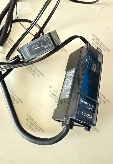 LV-21A 레이저 디지털 센서. LV-H37 센서 헤드 장착 완전 작동 리퍼 완료