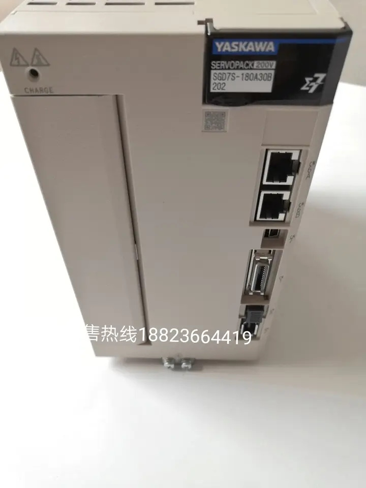 Yaskawa 서보 드라이버 SGD7S-180A30B202 SGD7S-180A10B202 신