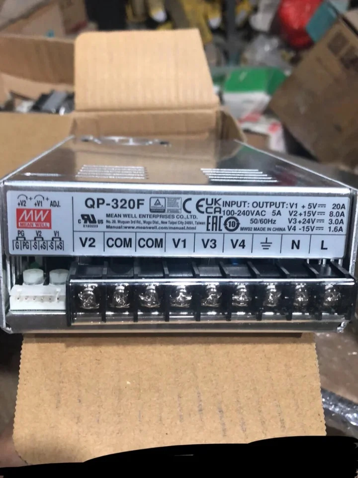 대만 Mingwei QP-320D/320F 320W 4방향 스위칭 전원공급장치 5V24V 플러스 마이너스 12V15V