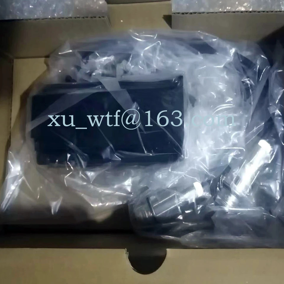 R7M-A20030-S1-D R7M-A40030-S1-D R7M-A40030-S1 R7M-A40030-BS1-D R7M-A75030-S1 오리지널 서보모터 신