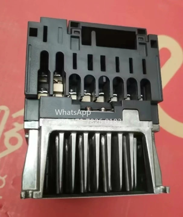 FR-E840-0040-4-60 리퍼된 인버터 1.5Kw 리퍼 기능 OK
