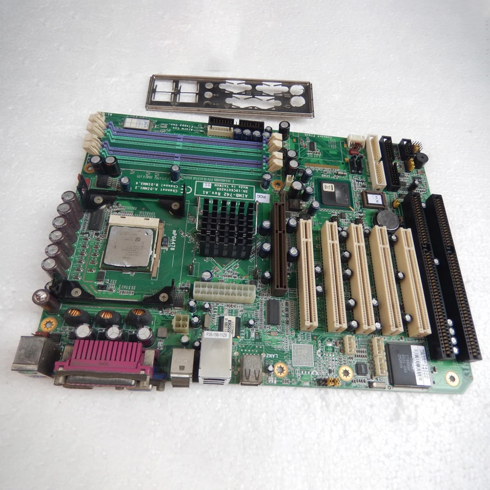 Advantech 산업마더보드 ISA 슬롯 2 개 AIMB-742 AIMB-742VE REV A1 478 핀