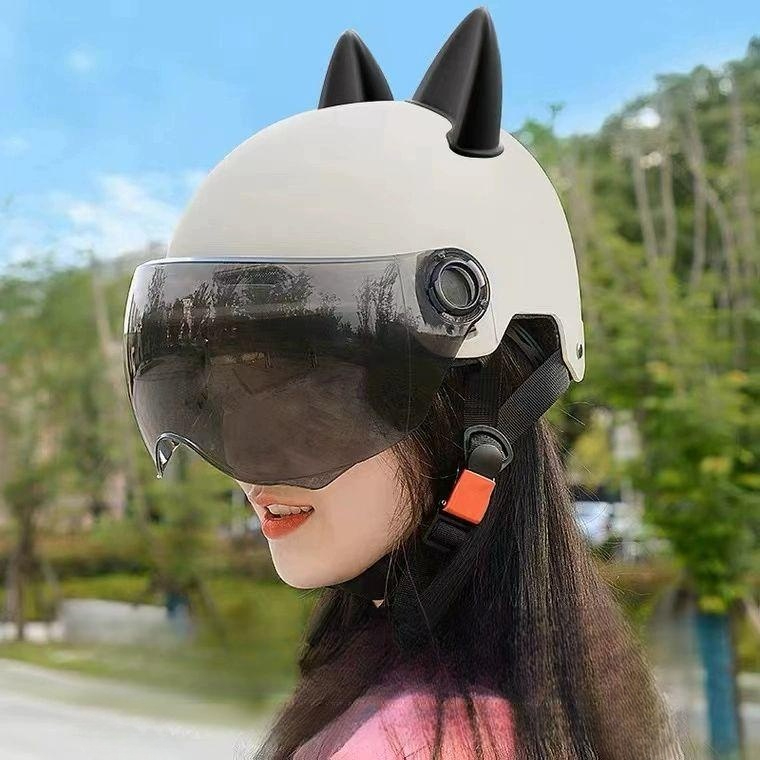 고양이 헬멧 사계절 모자 캣 프리사이즈 액세서리 범용 안전 머리보호 선물 산책용품 - 상품 이미지