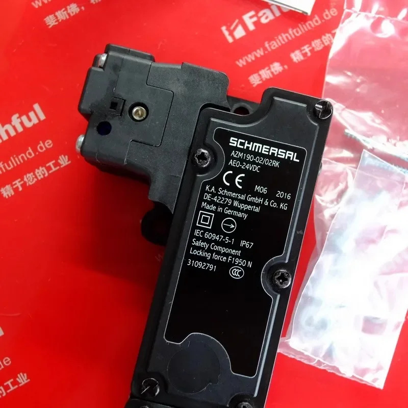 Schmersal 103006282 리미트 스위치 AZM190-02/02RKAE0-24VDC