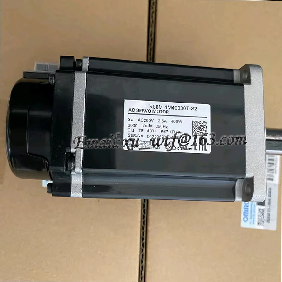 오리지널 R88M-1M40030T-S2 서보 AC 모터 준비 내 신 400W