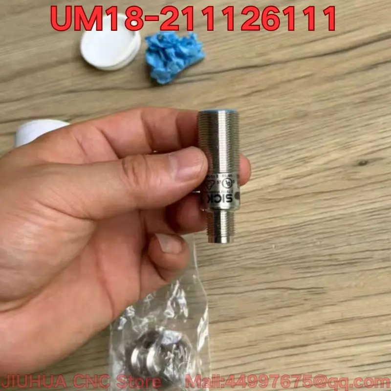 UM18-211126111 초음파 센서