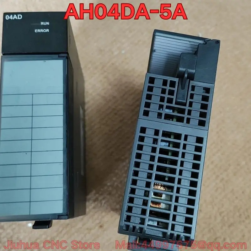 리퍼 AH04DA-5A PLC 모듈 기능 리퍼는 정상