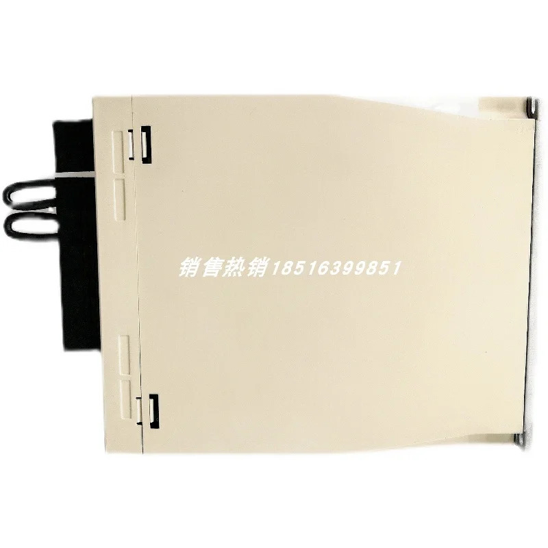 SGDS-05A01A Yaskawa 서보 드라이브 포장