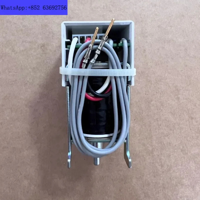IZM-UVR230AC 208/240VAC 프레임 회로차단기 저전압 코일