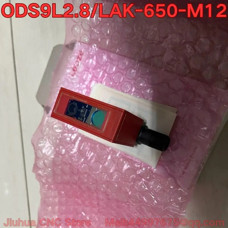 ODS9L2.8/LAK-650-M12 레이저 센서