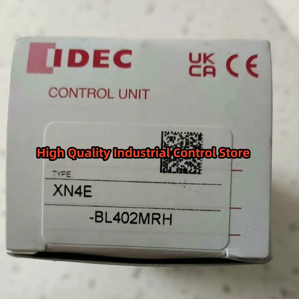푸시 버튼 스위치 FC4A-R161 XN4E-BL402MRH 원본