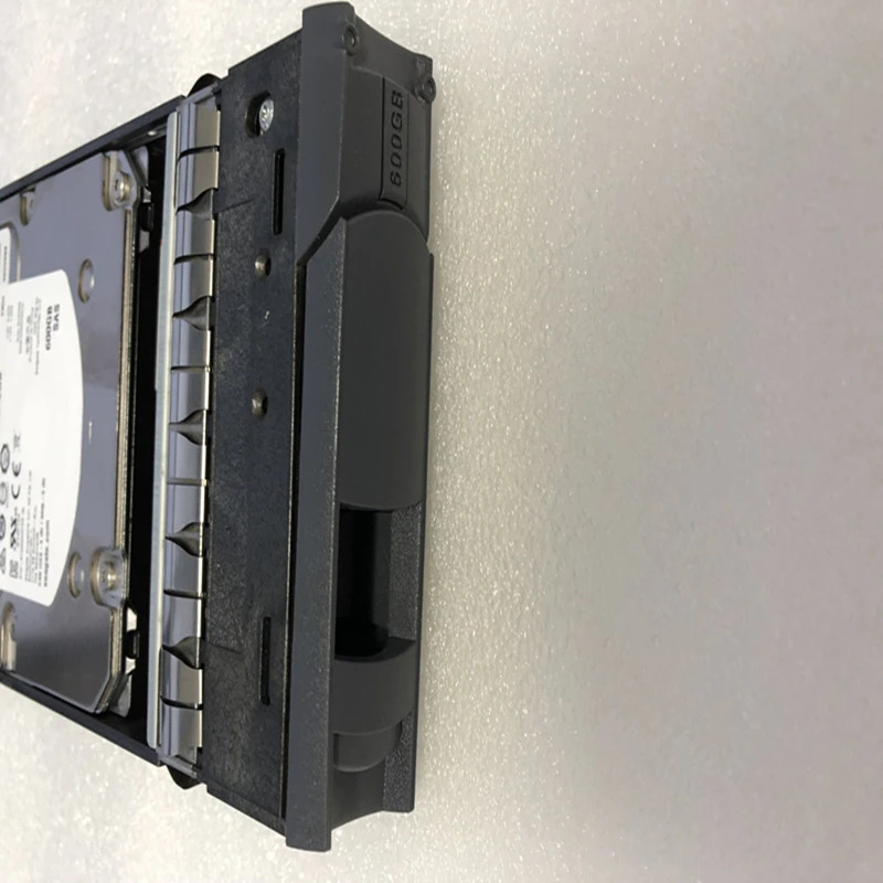NetApp거오리지널 HDD X412A-R5 X412A-R6 서버 하드 드라이브내장 600GB 3.5 인치 15K SAS 16MB