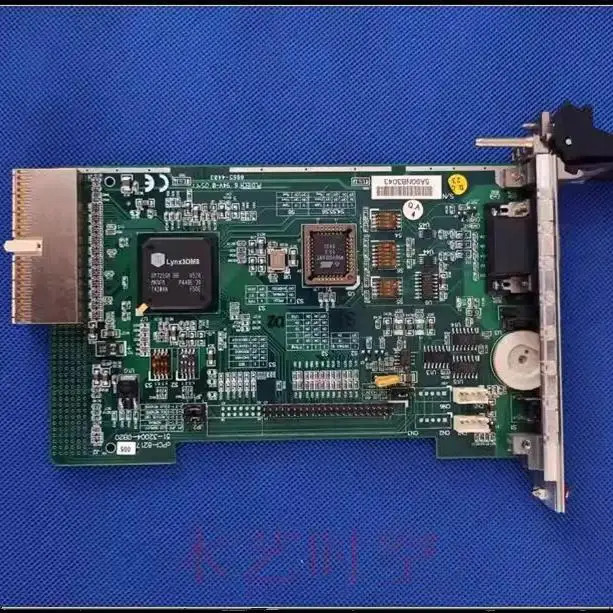 Adlink Linghua CPCI-8217 3U CPCI 그래픽 카드 LCD 화면 구동 가능