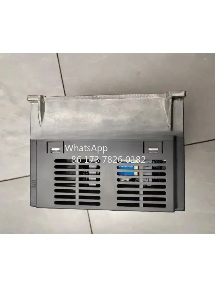 FR-E740-0.4K-CHT 리퍼 인버터 0.4kW 기능 정상