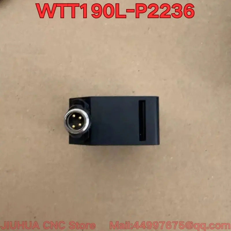 리퍼 WTT190L-P2236 광전센서 기능 리퍼는 정상입니다